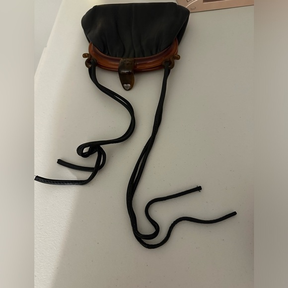 Designer vintage Black leather Ande purse 10 in wide, 7 in tall Beautiful - Picture 13 of 13